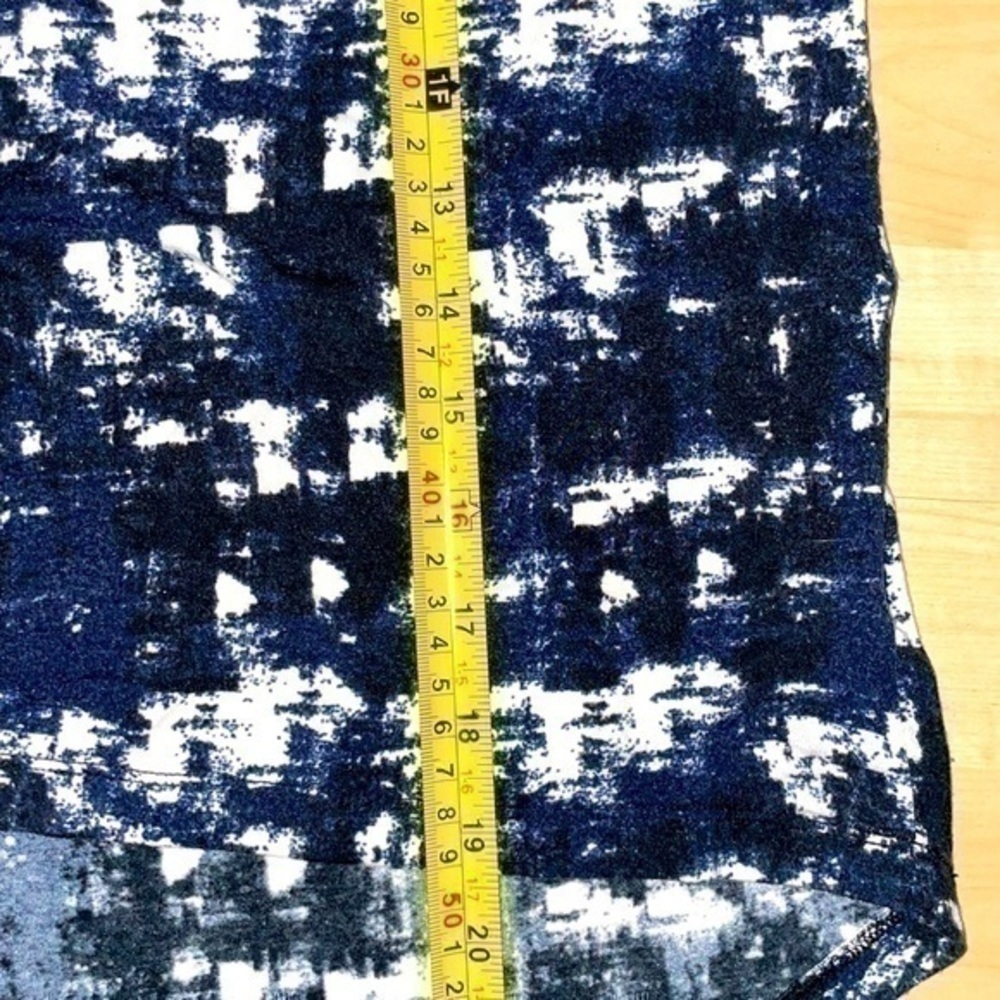 Threads 4 thought longsleeve pullover hoodie S black blue white gently preloved - Picture 4 of 8